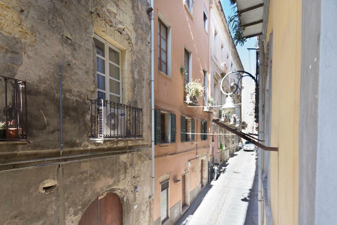 Domo 5 Teste Cagliari Exteriör bild